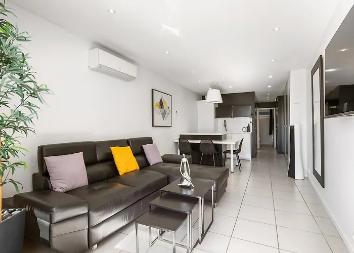 SUPERBE APPARTEMENT Avec SPA au VILLAGE NATURISTE